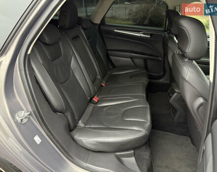 Серый Форд Мондео, объемом двигателя 2 л и пробегом 254 тыс. км за 11950 $, фото 43 на Automoto.ua