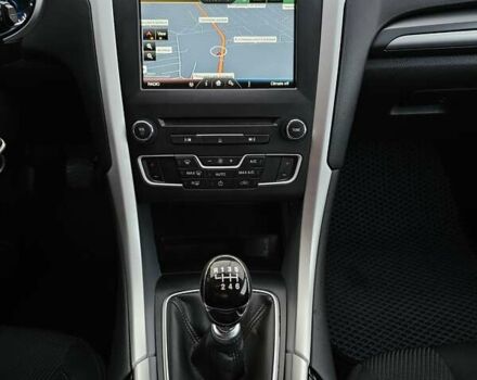 Сірий Форд Мондео, об'ємом двигуна 2 л та пробігом 249 тис. км за 11300 $, фото 30 на Automoto.ua