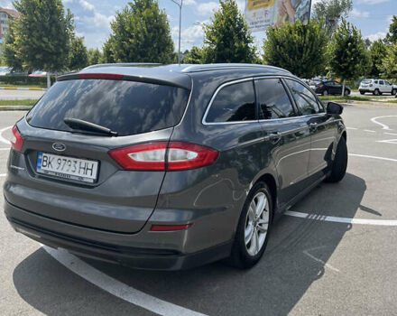Серый Форд Мондео, объемом двигателя 2 л и пробегом 302 тыс. км за 11700 $, фото 6 на Automoto.ua