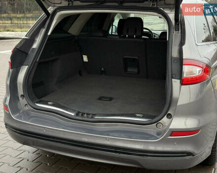 Серый Форд Мондео, объемом двигателя 2 л и пробегом 254 тыс. км за 11950 $, фото 21 на Automoto.ua