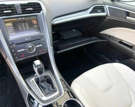 Сірий Форд Мондео, об'ємом двигуна 2 л та пробігом 77 тис. км за 4500 $, фото 6 на Automoto.ua