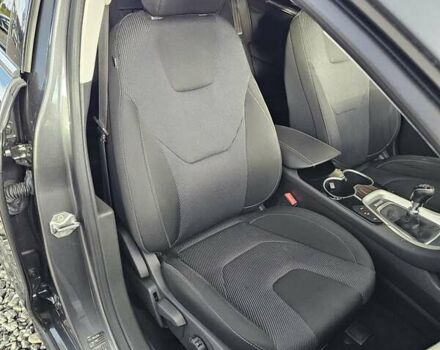 Сірий Форд Мондео, об'ємом двигуна 2 л та пробігом 249 тис. км за 11300 $, фото 40 на Automoto.ua