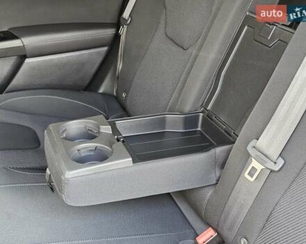 Сірий Форд Мондео, об'ємом двигуна 2 л та пробігом 249 тис. км за 11300 $, фото 46 на Automoto.ua