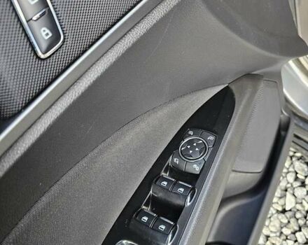 Сірий Форд Мондео, об'ємом двигуна 2 л та пробігом 249 тис. км за 11300 $, фото 22 на Automoto.ua