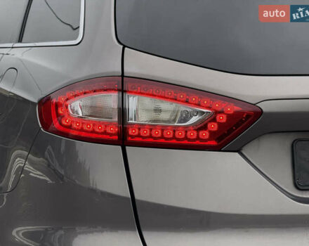 Серый Форд Мондео, объемом двигателя 2 л и пробегом 254 тыс. км за 11950 $, фото 18 на Automoto.ua