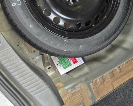 Сірий Форд Мондео, об'ємом двигуна 2 л та пробігом 183 тис. км за 10200 $, фото 2 на Automoto.ua