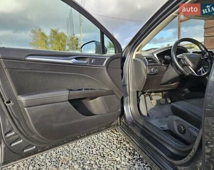 Сірий Форд Мондео, об'ємом двигуна 2 л та пробігом 249 тис. км за 11300 $, фото 20 на Automoto.ua