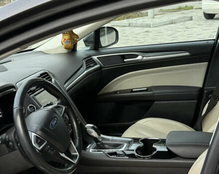 Серый Форд Мондео, объемом двигателя 2 л и пробегом 220 тыс. км за 8800 $, фото 6 на Automoto.ua