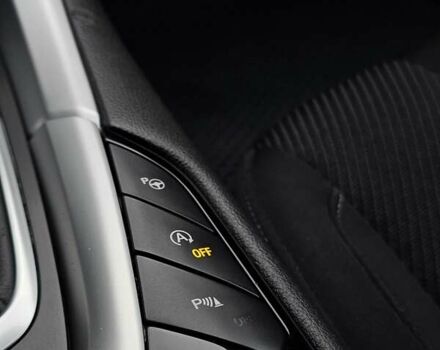 Сірий Форд Мондео, об'ємом двигуна 2 л та пробігом 249 тис. км за 11300 $, фото 38 на Automoto.ua