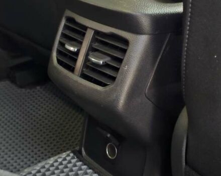 Сірий Форд Мондео, об'ємом двигуна 2 л та пробігом 249 тис. км за 11300 $, фото 51 на Automoto.ua