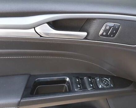 Серый Форд Мондео, объемом двигателя 2 л и пробегом 292 тыс. км за 12700 $, фото 21 на Automoto.ua