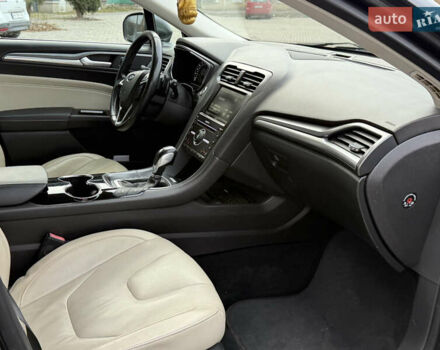 Серый Форд Мондео, объемом двигателя 2 л и пробегом 220 тыс. км за 8800 $, фото 18 на Automoto.ua