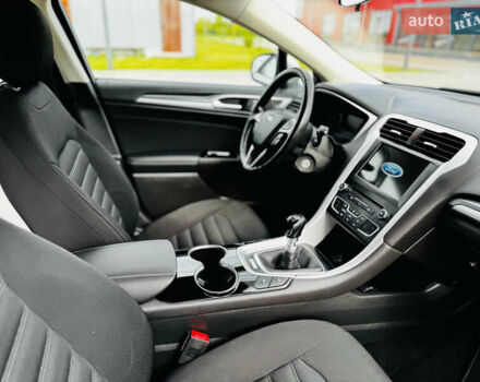 Серый Форд Мондео, объемом двигателя 1.5 л и пробегом 280 тыс. км за 11600 $, фото 41 на Automoto.ua