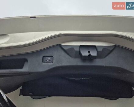 Серый Форд Мондео, объемом двигателя 2 л и пробегом 292 тыс. км за 12700 $, фото 16 на Automoto.ua