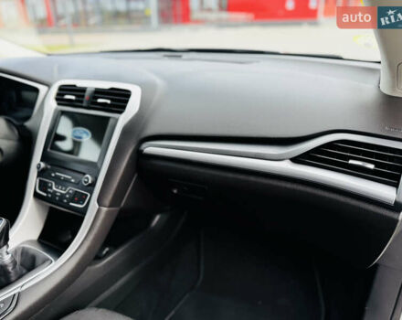 Серый Форд Мондео, объемом двигателя 1.5 л и пробегом 280 тыс. км за 11600 $, фото 42 на Automoto.ua