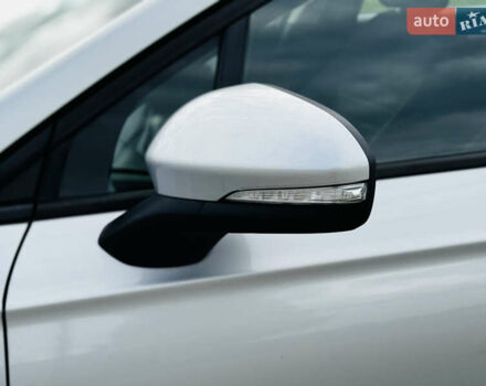 Серый Форд Мондео, объемом двигателя 1.5 л и пробегом 280 тыс. км за 11600 $, фото 20 на Automoto.ua