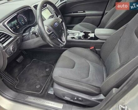 Серый Форд Мондео, объемом двигателя 2 л и пробегом 292 тыс. км за 12700 $, фото 8 на Automoto.ua