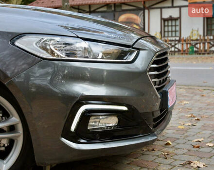 Серый Форд Мондео, объемом двигателя 2 л и пробегом 244 тыс. км за 13900 $, фото 19 на Automoto.ua