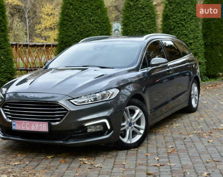 Серый Форд Мондео, объемом двигателя 2 л и пробегом 244 тыс. км за 13900 $, фото 1 на Automoto.ua