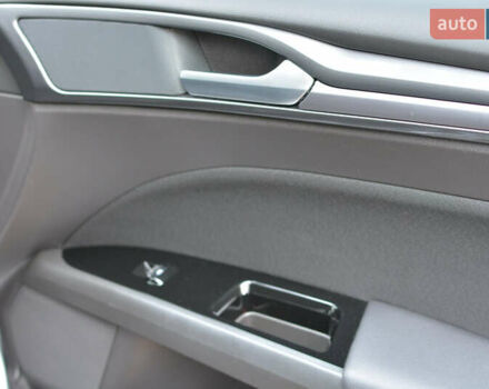 Серый Форд Мондео, объемом двигателя 2 л и пробегом 244 тыс. км за 13900 $, фото 54 на Automoto.ua