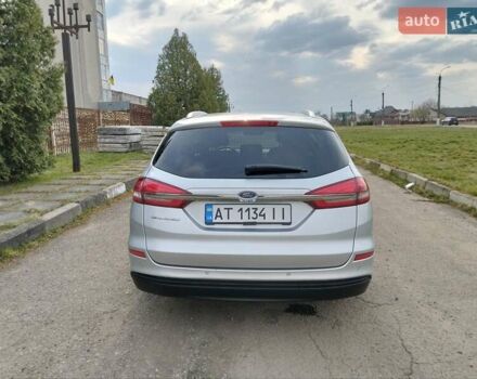 Сірий Форд Мондео, об'ємом двигуна 2 л та пробігом 278 тис. км за 17500 $, фото 4 на Automoto.ua
