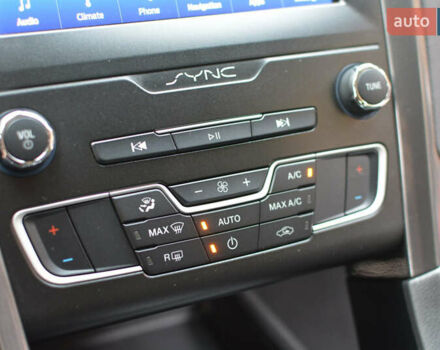 Серый Форд Мондео, объемом двигателя 2 л и пробегом 244 тыс. км за 13900 $, фото 60 на Automoto.ua