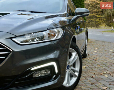 Серый Форд Мондео, объемом двигателя 2 л и пробегом 244 тыс. км за 13900 $, фото 5 на Automoto.ua