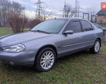 Серый Форд Мондео, объемом двигателя 2.5 л и пробегом 239 тыс. км за 2500 $, фото 1 на Automoto.ua