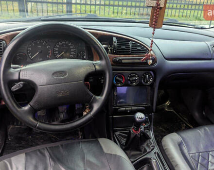 Серый Форд Мондео, объемом двигателя 2.5 л и пробегом 239 тыс. км за 2500 $, фото 7 на Automoto.ua