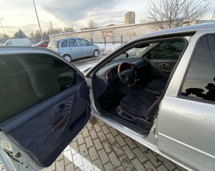 Серый Форд Мондео, объемом двигателя 2.5 л и пробегом 625 тыс. км за 1749 $, фото 8 на Automoto.ua