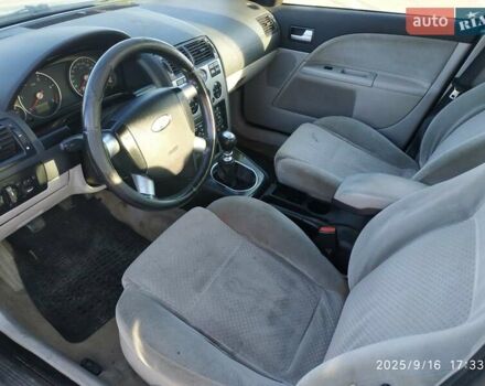 Сірий Форд Мондео, об'ємом двигуна 2 л та пробігом 321 тис. км за 2100 $, фото 45 на Automoto.ua