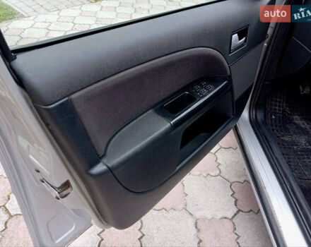 Серый Форд Мондео, объемом двигателя 2 л и пробегом 282 тыс. км за 2550 $, фото 7 на Automoto.ua