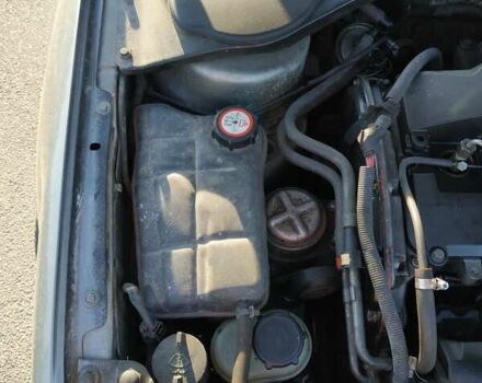 Сірий Форд Мондео, об'ємом двигуна 2 л та пробігом 321 тис. км за 2100 $, фото 56 на Automoto.ua