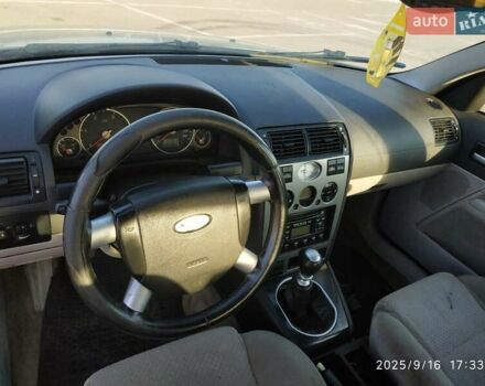 Сірий Форд Мондео, об'ємом двигуна 2 л та пробігом 321 тис. км за 2100 $, фото 46 на Automoto.ua