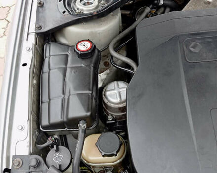 Серый Форд Мондео, объемом двигателя 2 л и пробегом 282 тыс. км за 2550 $, фото 9 на Automoto.ua