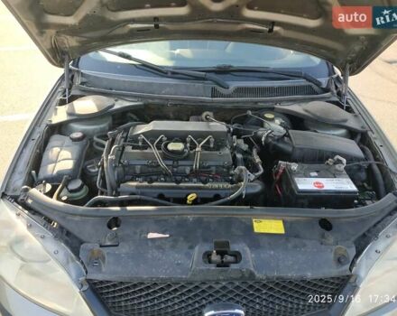 Сірий Форд Мондео, об'ємом двигуна 2 л та пробігом 321 тис. км за 2100 $, фото 59 на Automoto.ua