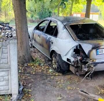 Серый Форд Мондео, объемом двигателя 2 л и пробегом 380 тыс. км за 1350 $, фото 5 на Automoto.ua