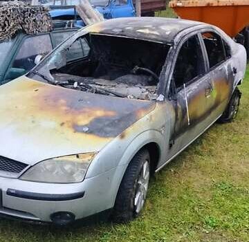 Серый Форд Мондео, объемом двигателя 2 л и пробегом 380 тыс. км за 1350 $, фото 4 на Automoto.ua