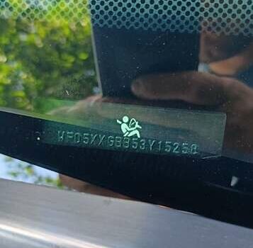 Сірий Форд Мондео, об'ємом двигуна 1.8 л та пробігом 226 тис. км за 4100 $, фото 11 на Automoto.ua