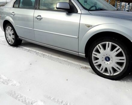 Сірий Форд Мондео, об'ємом двигуна 2 л та пробігом 0 тис. км за 3400 $, фото 3 на Automoto.ua
