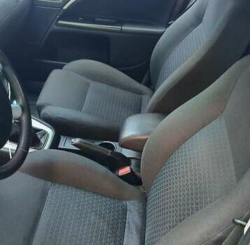 Сірий Форд Мондео, об'ємом двигуна 1.8 л та пробігом 226 тис. км за 4100 $, фото 1 на Automoto.ua