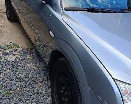 Сірий Форд Мондео, об'ємом двигуна 1.8 л та пробігом 226 тис. км за 4100 $, фото 5 на Automoto.ua