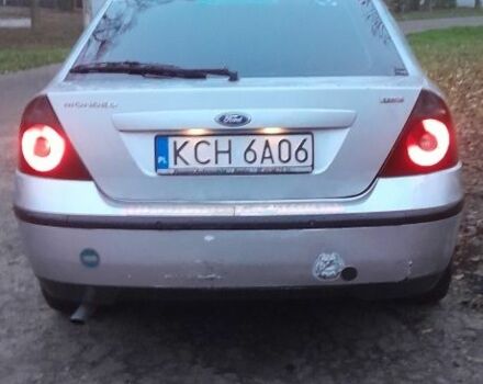 Сірий Форд Мондео, об'ємом двигуна 2 л та пробігом 300 тис. км за 1017 $, фото 6 на Automoto.ua