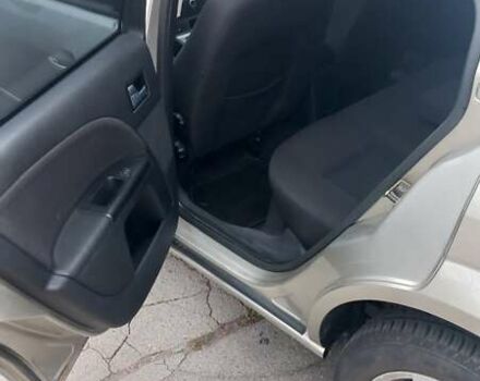 Форд Мондео 2004 в Киеве на Automoto.ua Серый Форд Мондео, объемом двигателя 2 л и пробегом 370 тыс. км за 3300 $, фото 6 на Automoto.ua