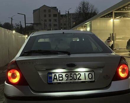 Серый Форд Мондео, объемом двигателя 1.8 л и пробегом 298 тыс. км за 4000 $, фото 4 на Automoto.ua
