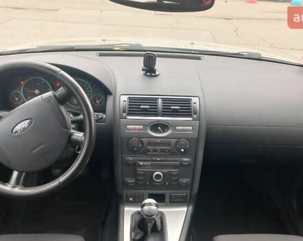 Форд Мондео 2004 в Киеве на Automoto.ua Серый Форд Мондео, объемом двигателя 2 л и пробегом 370 тыс. км за 3300 $, фото 7 на Automoto.ua