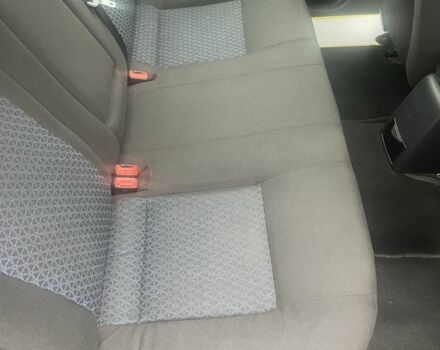 Сірий Форд Мондео, об'ємом двигуна 1.8 л та пробігом 295 тис. км за 3250 $, фото 7 на Automoto.ua