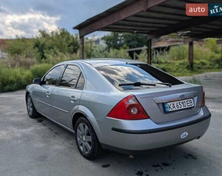 Сірий Форд Мондео, об'ємом двигуна 2 л та пробігом 270 тис. км за 4500 $, фото 3 на Automoto.ua