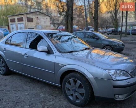 Сірий Форд Мондео, об'ємом двигуна 2 л та пробігом 271 тис. км за 3900 $, фото 4 на Automoto.ua