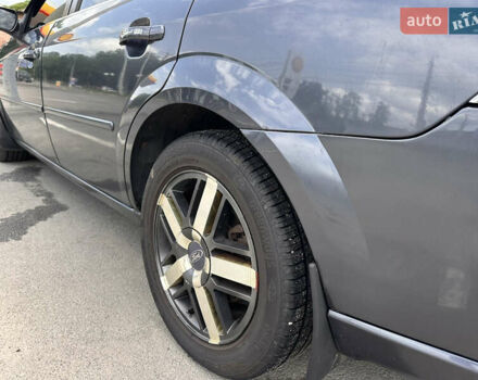 Серый Форд Мондео, объемом двигателя 2 л и пробегом 284 тыс. км за 4500 $, фото 15 на Automoto.ua